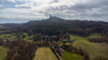 Prodej pozemku 9142 m², Ktová