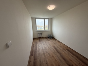 Pronájem bytu 3+kk v osobním vlastnictví 71 m², Praha 10 - Petrovice