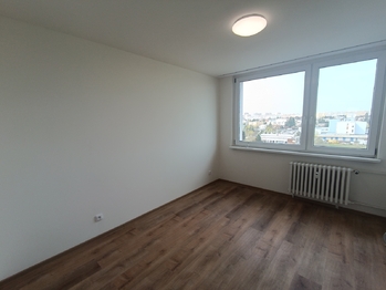 Pronájem bytu 3+kk v osobním vlastnictví 71 m², Praha 10 - Petrovice