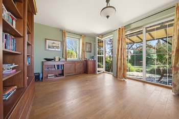 Prodej domu 194 m², Šestajovice