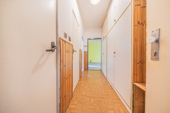 Chodba - Prodej bytu 2+1 v osobním vlastnictví 49 m², Slaný