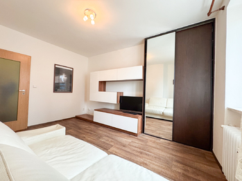 ložnice - Prodej bytu 3+1 v osobním vlastnictví 83 m², Hodonín