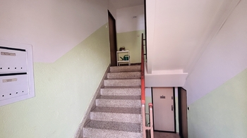 Společné prostory domu - Prodej bytu 2+1 v družstevním vlastnictví 55 m², Praha 5 - Košíře