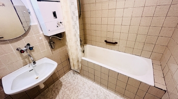 Koupelna - Prodej bytu 2+1 v družstevním vlastnictví 55 m², Praha 5 - Košíře