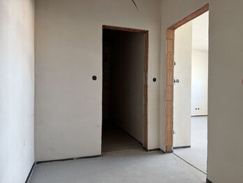 Prodej bytu 2+kk v osobním vlastnictví 50 m², Cvrčovice