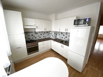 kuchyně - Pronájem bytu 3+1 v osobním vlastnictví 76 m², Plzeň 