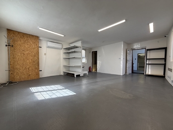 Pronájem obchodních prostor 37 m², Horní Bříza