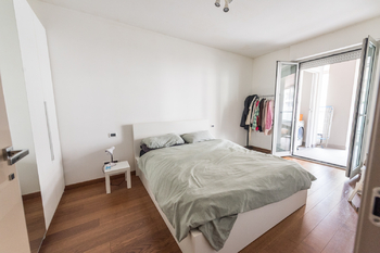 ložnice s výstupem na terasu - Prodej bytu 2+kk v osobním vlastnictví 50 m², Montesilvano