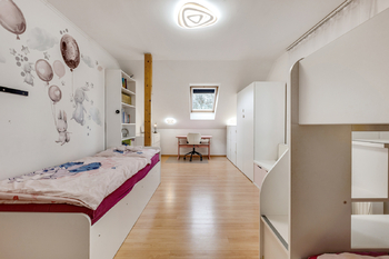 Prodej domu 160 m², Hořesedly