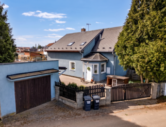 Prodej domu 160 m², Hořesedly