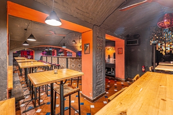 Pronájem obchodních prostor 250 m², Praha 7 - Bubeneč