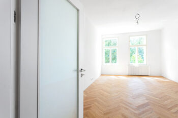 Prodej bytu 1+kk v osobním vlastnictví 25 m², Praha 9 - Klánovice