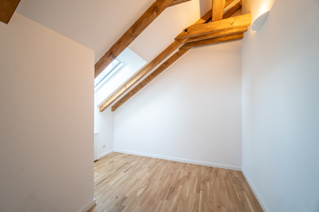 Prodej bytu 3+kk v osobním vlastnictví 76 m², Praha 9 - Klánovice