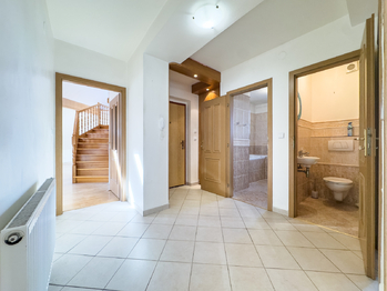 Prodej bytu 5+1 v osobním vlastnictví 135 m², Praha 5 - Smíchov