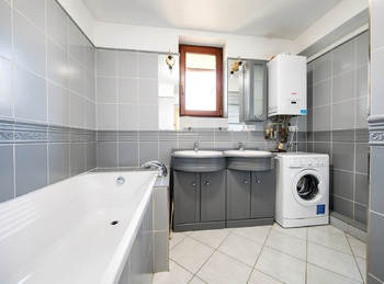 Vizualizace 1,koupelna - Prodej bytu 5+1 v osobním vlastnictví 135 m², Praha 5 - Smíchov