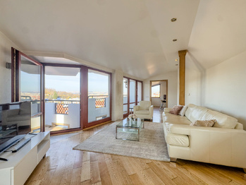 Prodej bytu 5+1 v osobním vlastnictví 135 m², Praha 5 - Smíchov