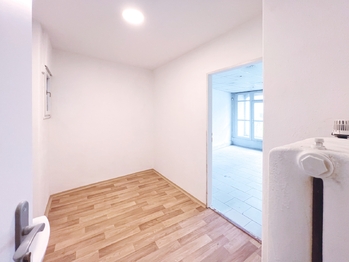 Pronájem obchodních prostor 20 m², Praha 3 - Vinohrady
