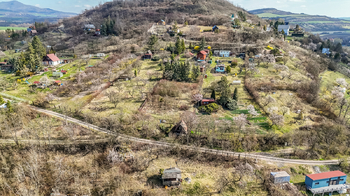 Prodej pozemku 1122 m², Křešice