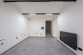 Prodej obchodních prostor 87 m², Brno