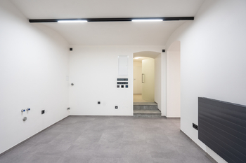 Prodej obchodních prostor 87 m², Brno