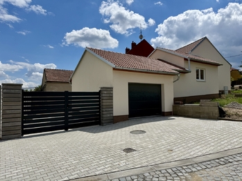 Prodej domu 183 m², Čejkovice