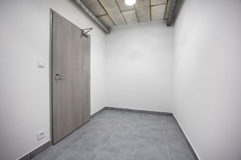 Pronájem bytu 1+kk v osobním vlastnictví 33 m², Praha 9 - Vysočany