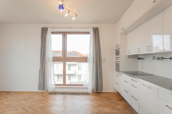 Obývací pokoj + KK. - Pronájem bytu 3+kk v osobním vlastnictví 82 m², Písek