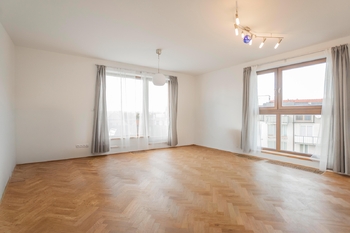 Obývací pokoj. - Pronájem bytu 3+kk v osobním vlastnictví 82 m², Písek