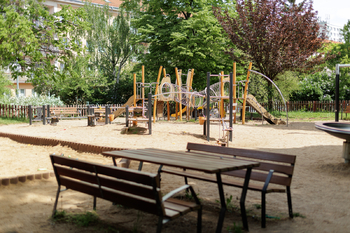 Prostor pro děti i rodiče - Prodej bytu 2+kk v osobním vlastnictví 50 m², Praha 10 - Záběhlice