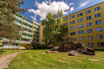 Vnitroblok - Pronájem bytu 2+kk v osobním vlastnictví 43 m², Praha 4 - Chodov