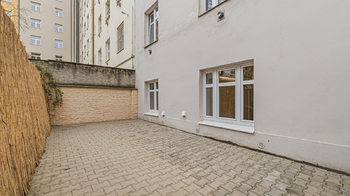 Prodej bytu 1+kk v osobním vlastnictví 23 m², Praha 3 - Žižkov