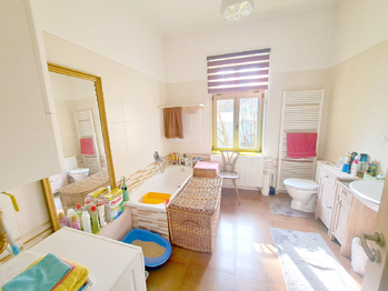 Prodej nájemního domu 654 m², Jablonec nad Nisou