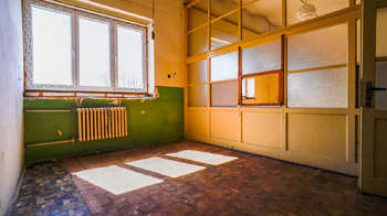 Prodej výrobních prostor 3996 m², Jívka