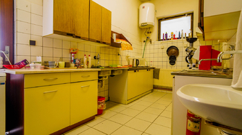 Prodej výrobních prostor 3996 m², Jívka