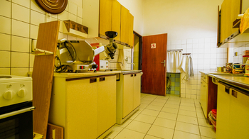 Prodej výrobních prostor 3996 m², Jívka