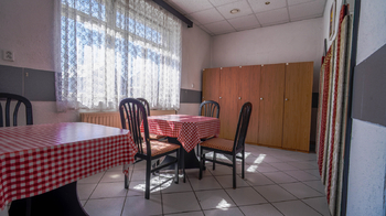 Prodej výrobních prostor 3996 m², Jívka