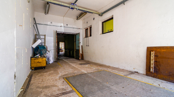 Prodej výrobních prostor 3996 m², Jívka