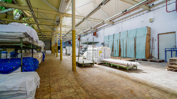 Prodej výrobních prostor 3996 m², Jívka