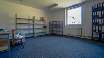 Prodej výrobních prostor 3996 m², Jívka
