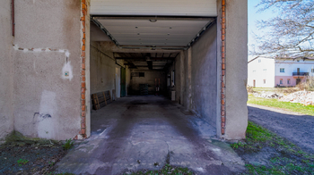 Prodej výrobních prostor 3996 m², Jívka