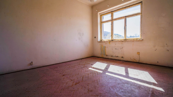 Prodej výrobních prostor 3996 m², Jívka