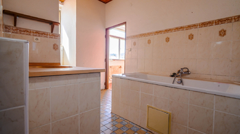 Prodej výrobních prostor 3996 m², Jívka