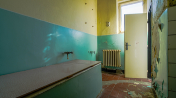 Prodej výrobních prostor 3996 m², Jívka