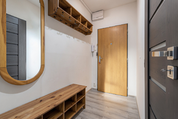 Pronájem bytu 3+1 v osobním vlastnictví 62 m², Praha 9 - Prosek