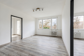 Pronájem bytu 3+1 v osobním vlastnictví 62 m², Praha 9 - Prosek