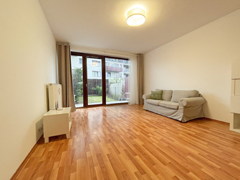 Pronájem bytu 1+kk v osobním vlastnictví 39 m², Praha 10 - Záběhlice