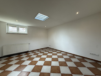 Pronájem komerčního prostoru 85 m², Plzeň