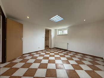 Pronájem komerčního prostoru 85 m², Plzeň