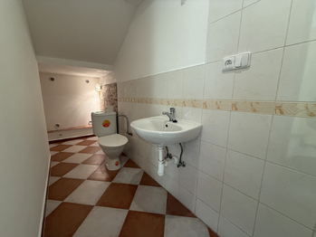 Pronájem komerčního prostoru 85 m², Plzeň