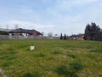 Prodej pozemku 821 m², Hřebeč